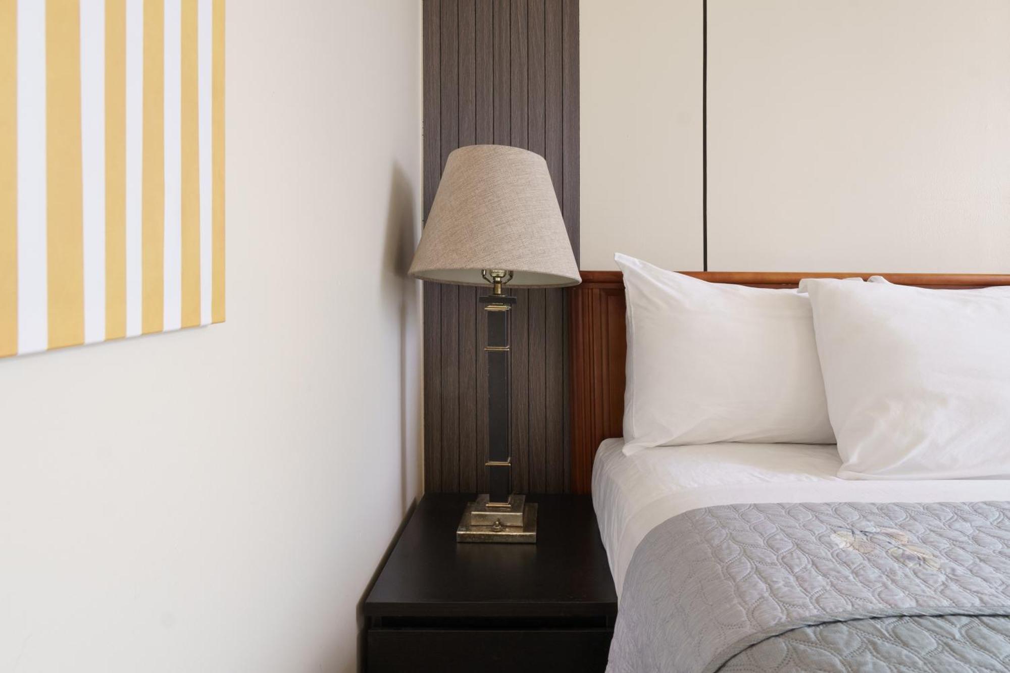 Comfort Room 1 Double Bed