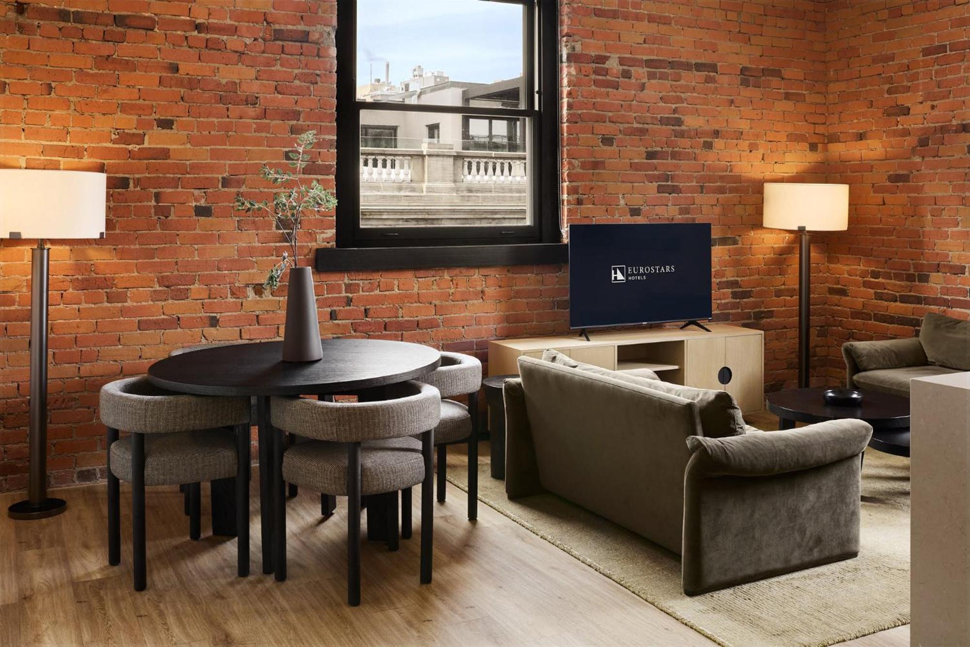 Premium Apartment