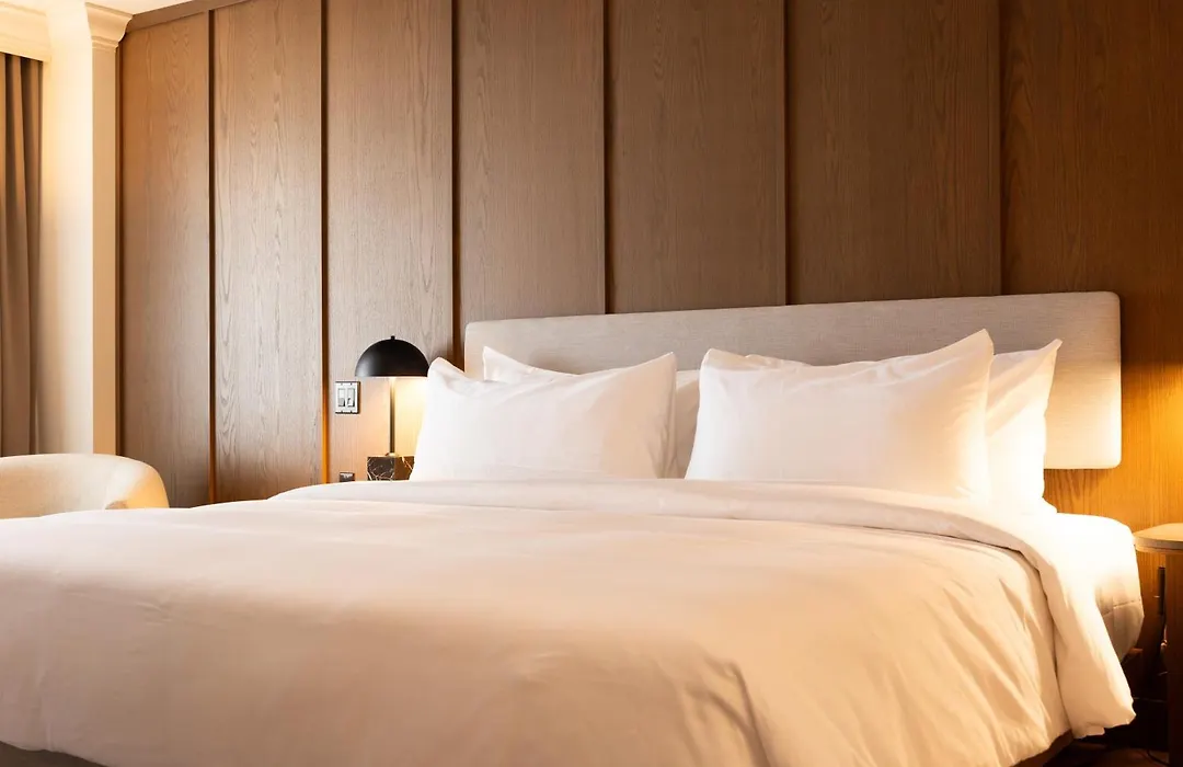 Metcalfe Hotel Montreal By Gray Collection-1