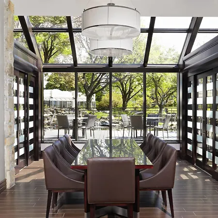 Sheraton Montreal Airport Hotel-2