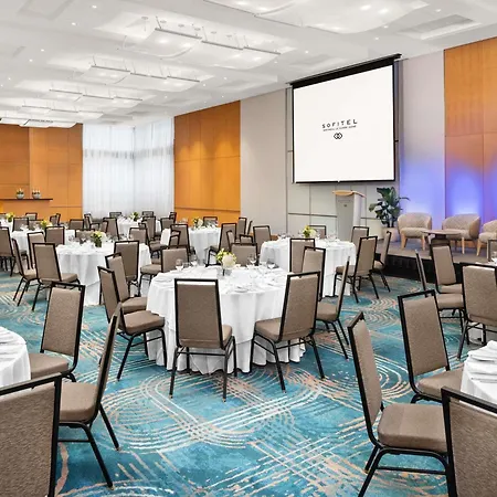 Sofitel Montreal Golden Mile-3